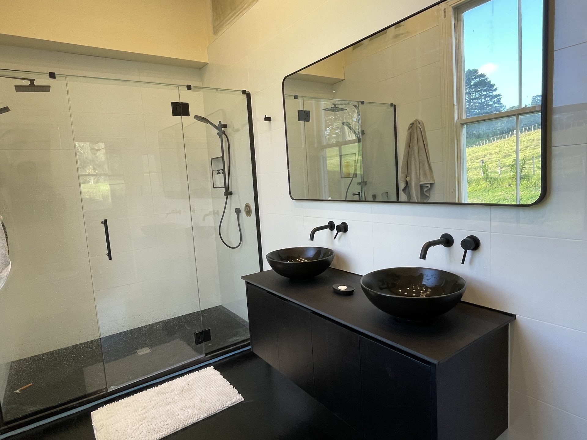 Double Vanity in Ensuite